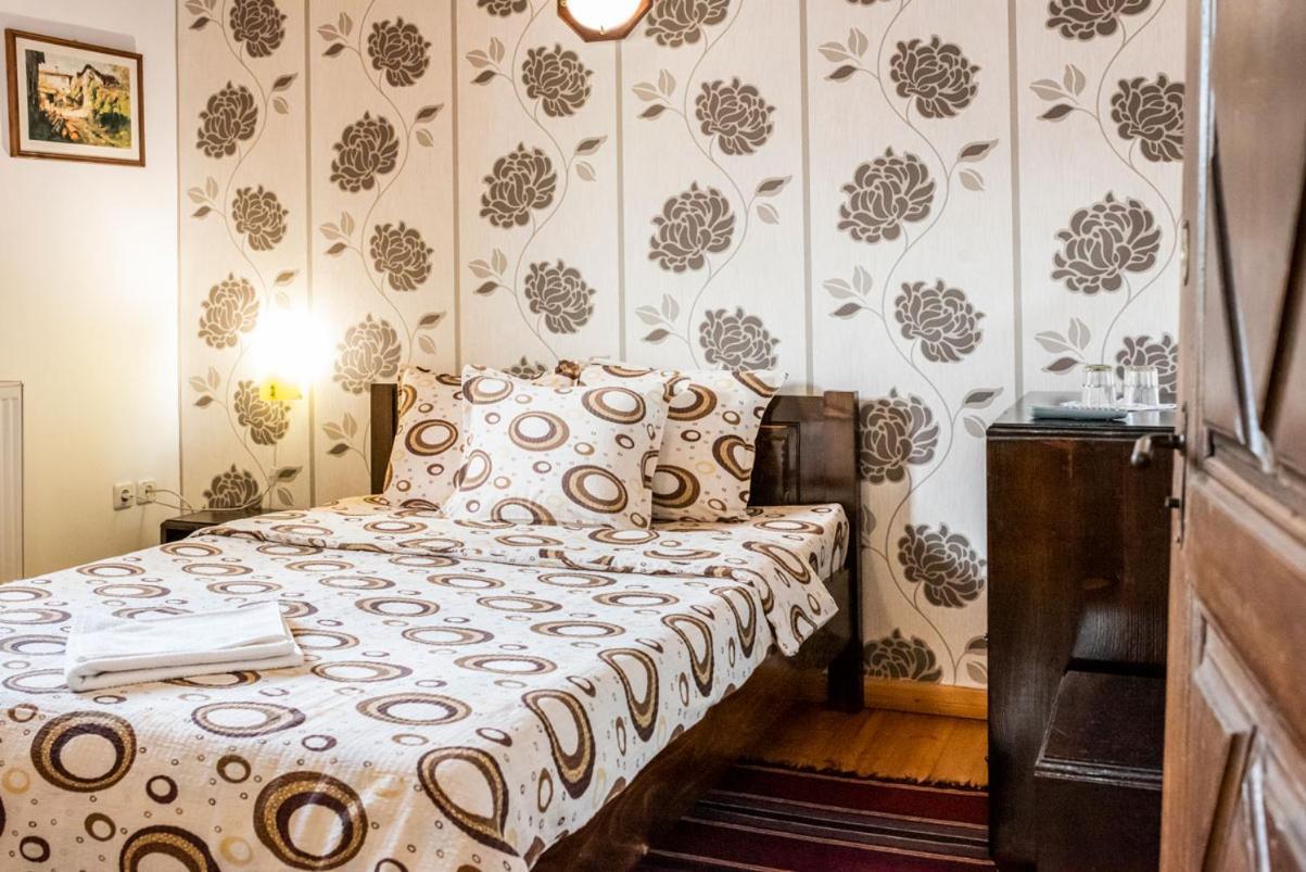 Kazasovata Guest House Trjavna Eksteriør bilde