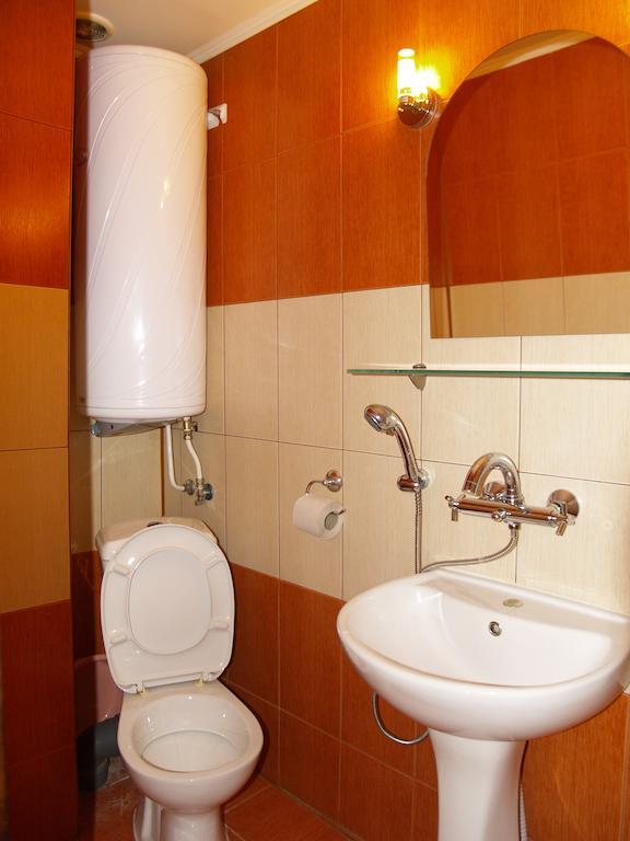 Kazasovata Guest House Trjavna Rom bilde