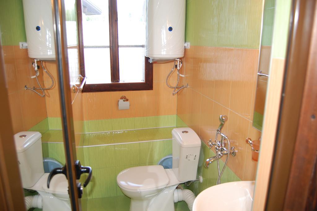 Kazasovata Guest House Trjavna Rom bilde